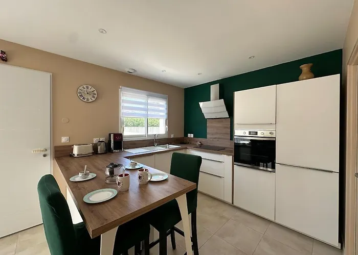 Maison Lumineuse Et Calme A וילה Redessan