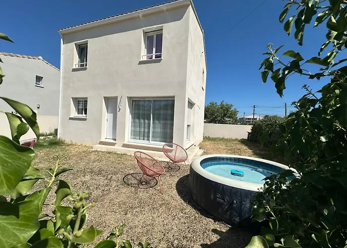 Maison Lumineuse Et Calme A Villa Redessan
